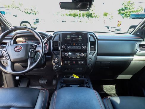 Used 2023 Nissan Titan PRO-4X w/ Pro-4x Convenience Package image 14