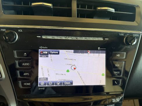 Used 2016 Toyota Prius V Four FWD image 16