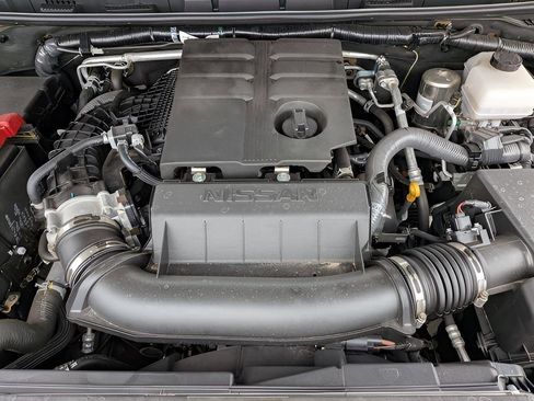 Certified 2025 Nissan Frontier SV AWD/4WD image 27