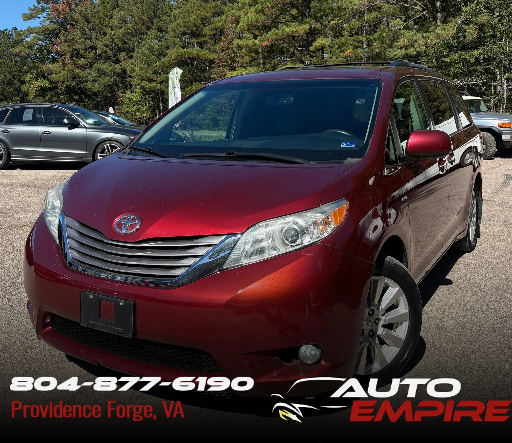 Used 2017 Toyota Sienna XLE AWD/4WD image 1
