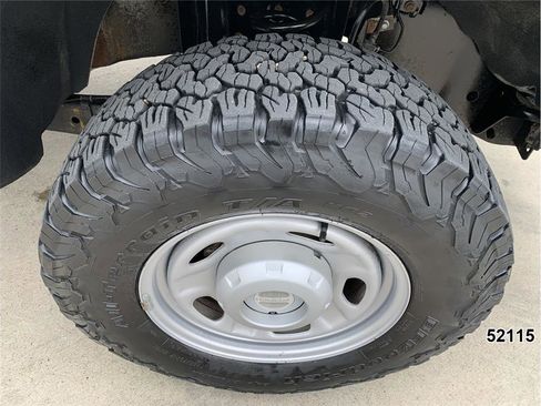 Used 2015 Ford F250 XL w/ Power Equipment Group image 18