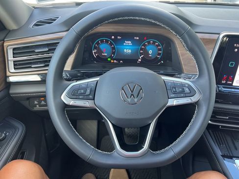 New 2026 Volkswagen Atlas SE image 29