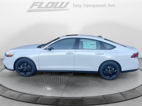 New 2025 Honda Accord SE image 4