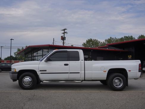 Used 2002 Dodge Ram 3500 Truck 2WD Quad Cab image 4