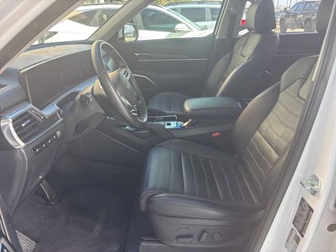 Used 2023 Kia Telluride SX Prestige image 14