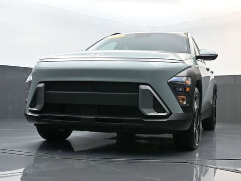 Used 2025 Hyundai Kona SEL image 28