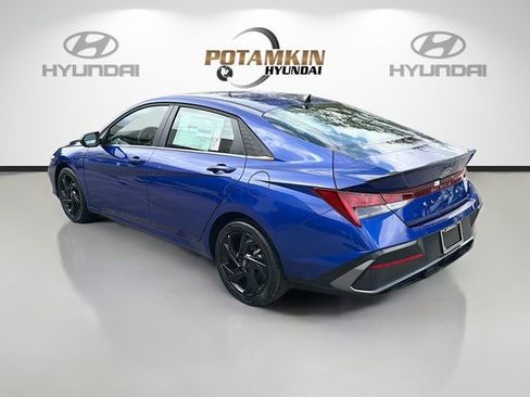 New 2026 Hyundai Elantra SEL Sport image 7