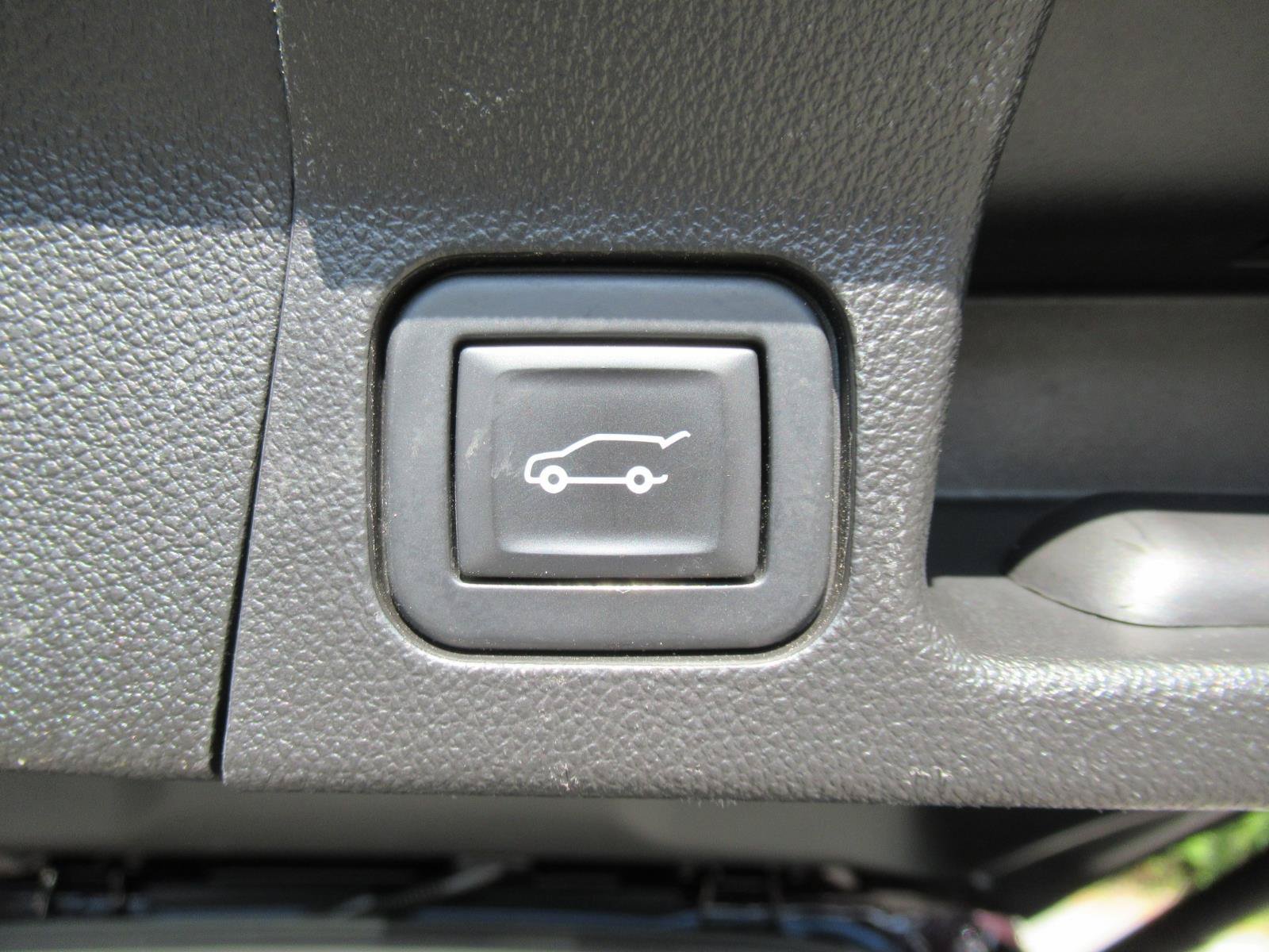Used 2021 GMC Acadia AT4 w/ Trailering Package AWD/4WD image 39
