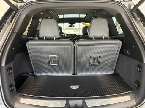 Used 2024 Cadillac XT6 Premium Luxury w/ LPO, Floor Liner Package AWD/4WD image 18