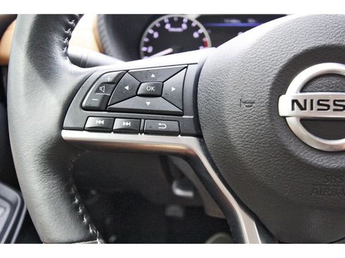 Used 2023 Nissan Sentra SV w/ SV Premium Package FWD image 19