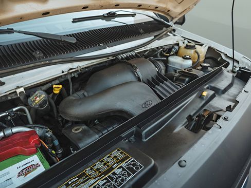 Used 2013 Ford E-150 and Econoline 150 w/ PWR Group RWD image 22