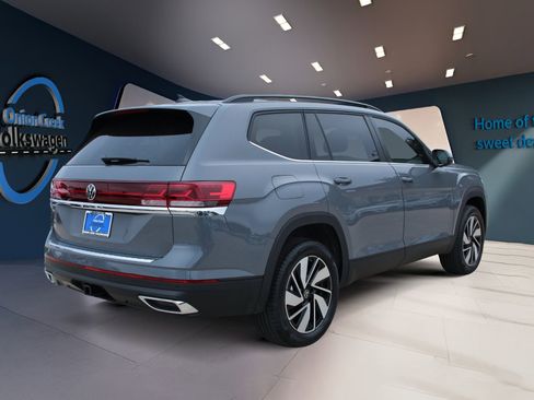 New 2026 Volkswagen Atlas SE FWD image 5