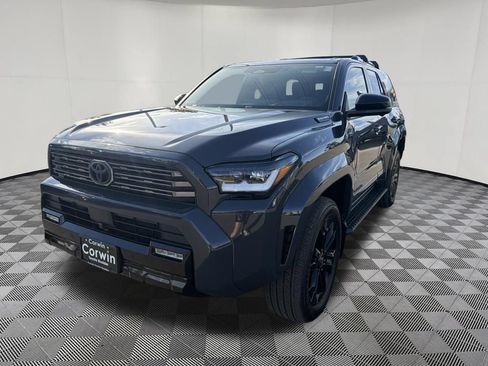 Used 2025 Toyota 4Runner Platinum AWD/4WD image 3