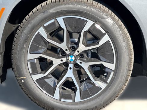 Used 2026 BMW X3 xDrive30 w/ Premium Package image 12