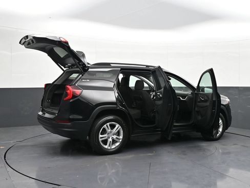 Certified 2023 GMC Terrain SLE w/ Driver Convenience Package AWD/4WD image 36