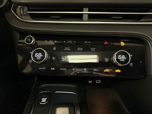 Used 2023 INFINITI QX60 Sensory w/ Vision Package AWD/4WD image 14
