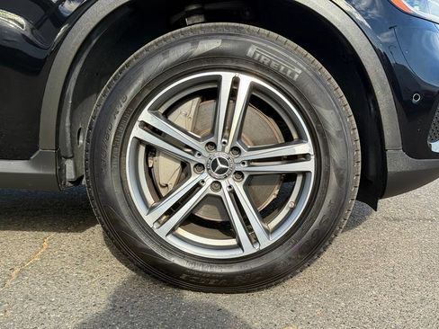 Used 2020 Mercedes-Benz GLC 300 4MATIC w/ Parking Assistance Package image 16
