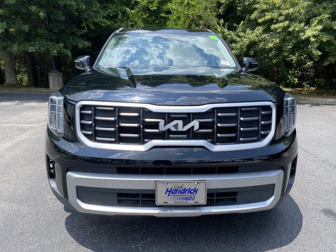 Used 2023 Kia Telluride S AWD/4WD image 3