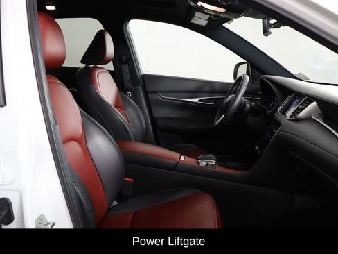 Used 2023 INFINITI QX50 Sport FWD image 11