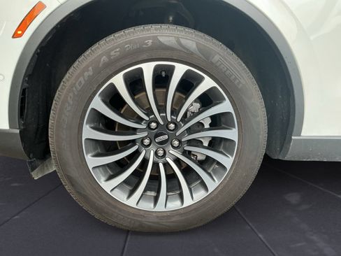 Used 2023 Lincoln Aviator Reserve w/ Equipment Group 201A AWD/4WD image 14