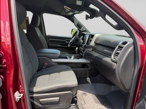 Used 2025 RAM 1500 Big Horn AWD/4WD image 17