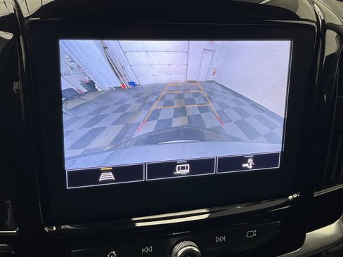 Certified 2023 Chevrolet Traverse LT w/ LPO, Floor Liner Package image 5