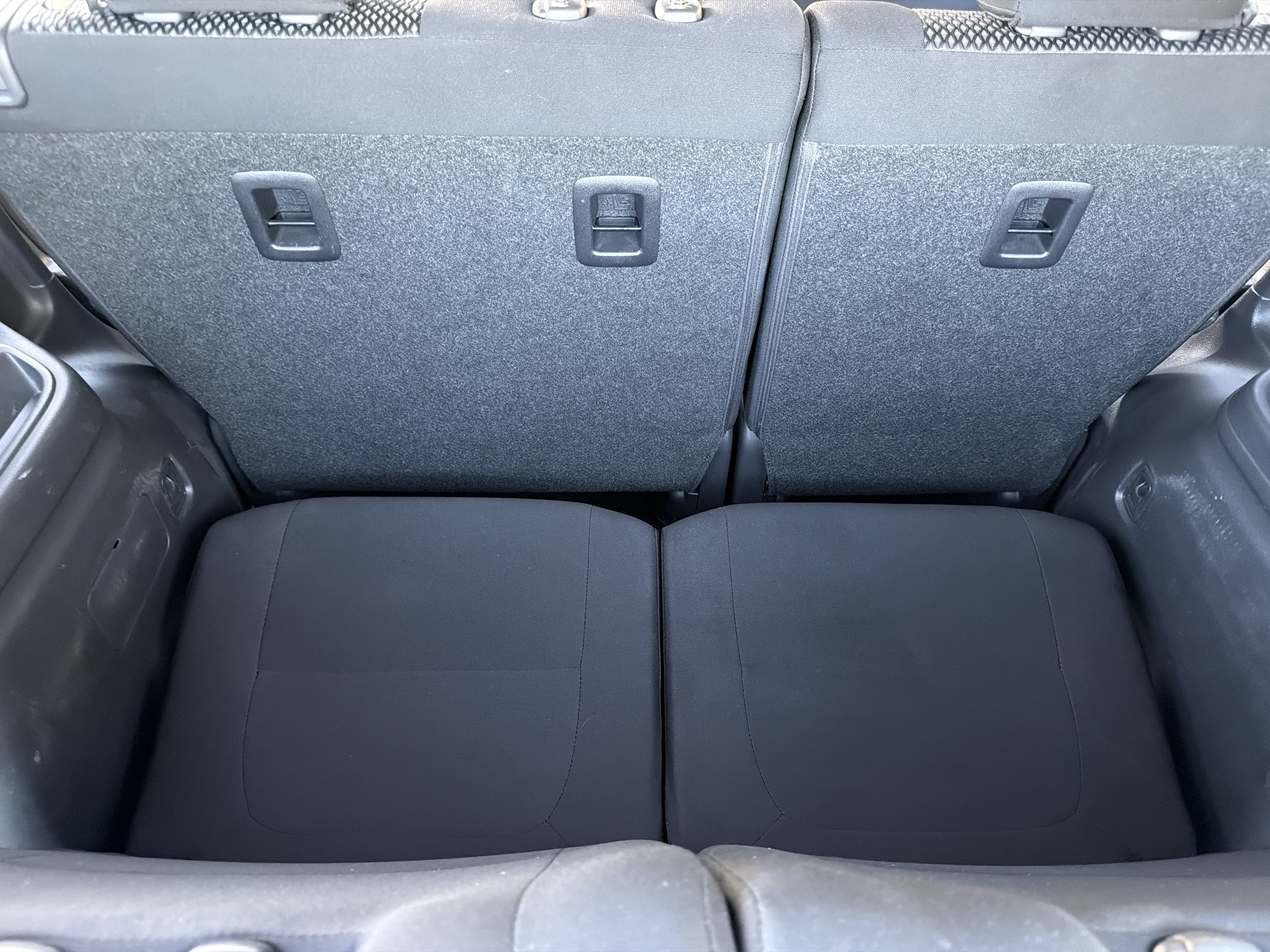 Used 2018 Mitsubishi Outlander SE FWD image 17