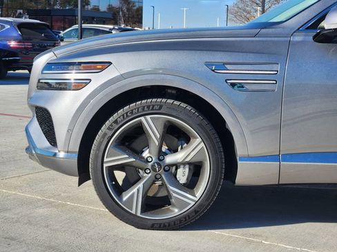 Used 2025 Genesis GV80 2.5T Prestige image 6