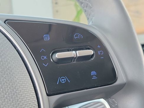 Used 2024 Hyundai Ioniq 5 SEL RWD image 6