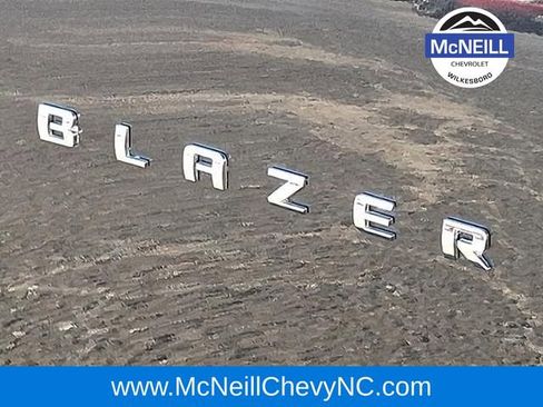 Used 2022 Chevrolet Blazer LT image 29