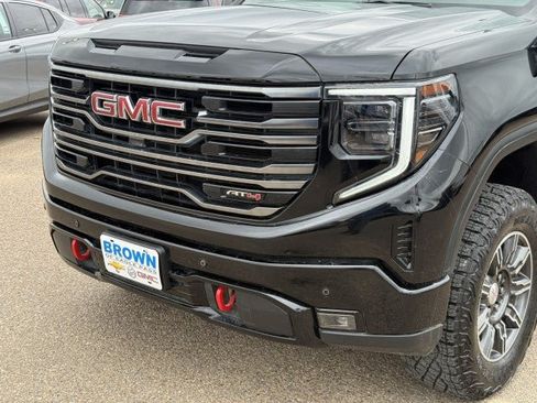Used 2025 GMC Sierra 1500 AT4 AWD/4WD image 15