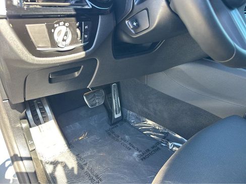 Used 2023 BMW 530e w/ M Sport Package image 31