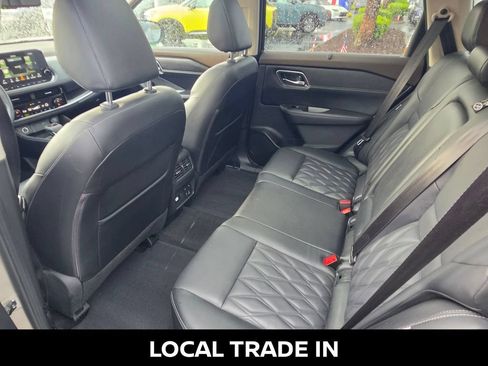 Certified 2021 Nissan Rogue Platinum AWD/4WD image 15