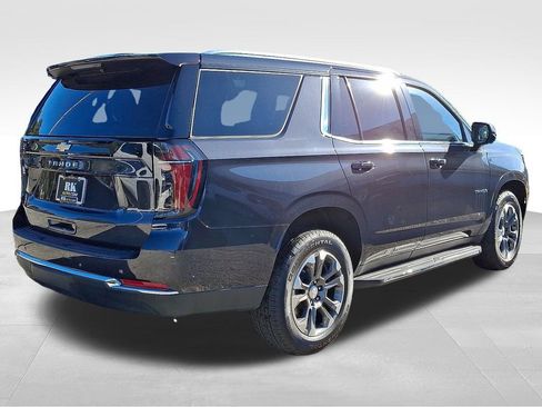 New 2025 Chevrolet Tahoe LS image 4