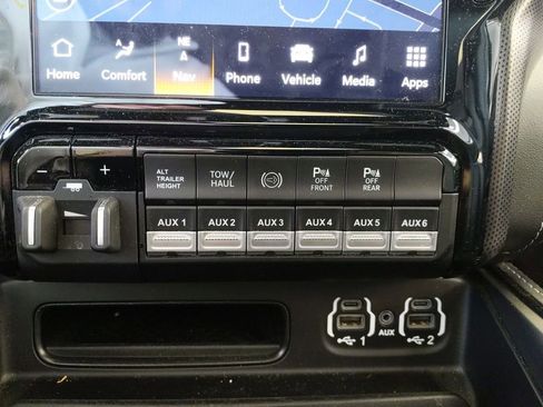 Used 2022 RAM 3500 Limited AWD/4WD image 28