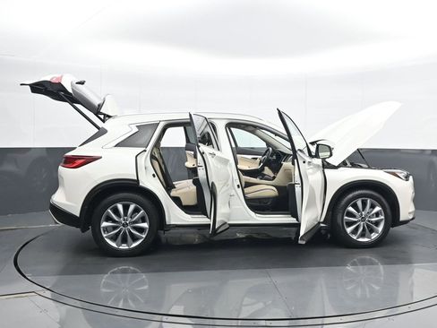 Used 2022 INFINITI QX50 Essential image 26