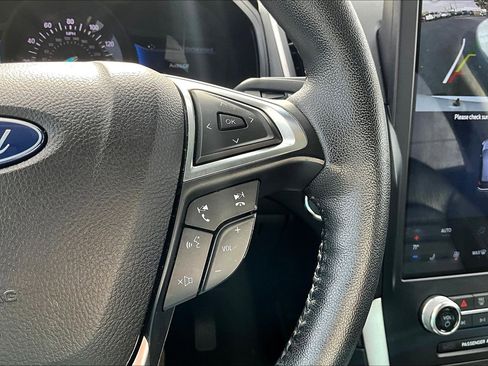 Used 2023 Ford Edge SEL image 23