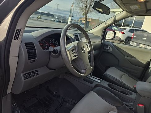 Used 2019 Nissan Frontier SV w/ Value Truck Package image 11