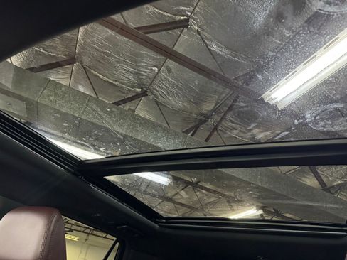 Used 2024 Ford Expedition Limited image 14