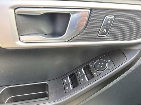 Used 2020 Ford Explorer 4WD Police Interceptor image 25