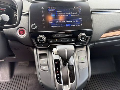 Used 2017 Honda CR-V Touring image 31