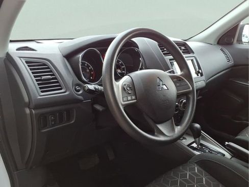 Used 2024 Mitsubishi Outlander Sport ES image 13