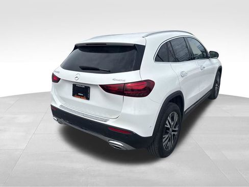Used 2025 Mercedes-Benz GLA 250 4MATIC image 5