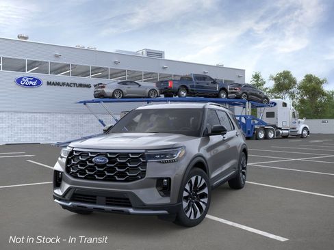 New 2026 Ford Explorer Platinum AWD/4WD image 2