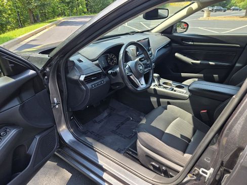 Used 2019 Nissan Altima 2.5 SV AWD/4WD image 11