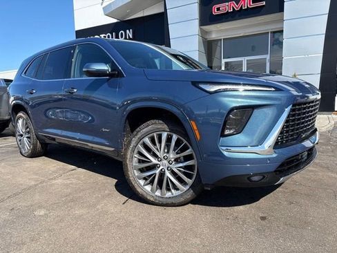 New 2026 Buick Enclave Avenir image 3