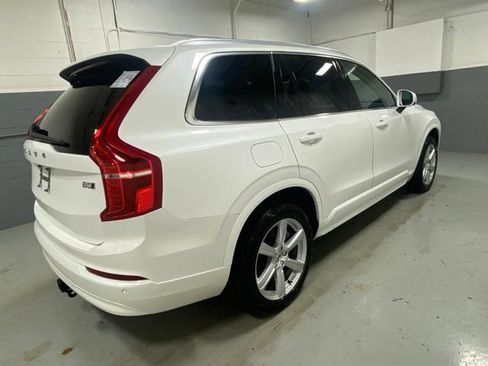 Used 2023 Volvo XC90 B5 Core AWD/4WD image 3