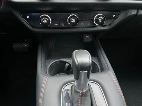 Certified 2024 Honda HR-V Sport image 18