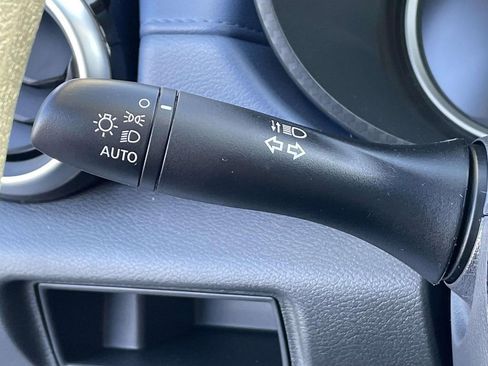 New 2025 Nissan Versa SV w/ Trunk Package image 21