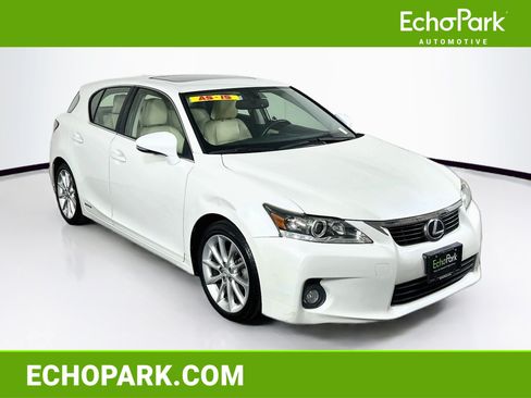 Used 2013 Lexus CT 200h w/ Premium Pkg w/Navigation FWD image 1